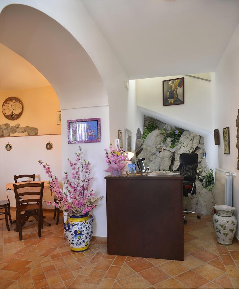Отель Il Casale Сорренто Экстерьер фото